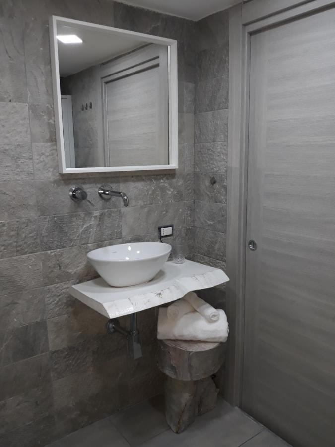 Appartement Qui family à Naples Extérieur photo